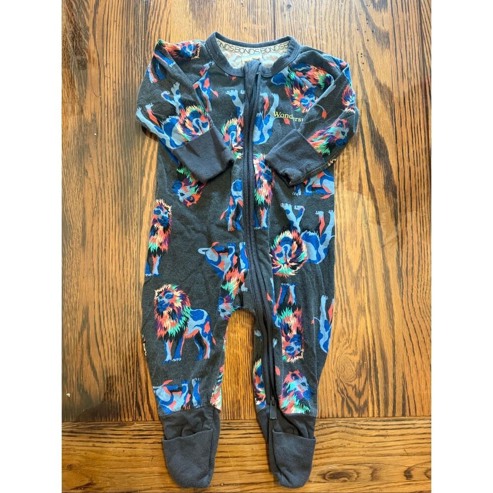 Bonds Wondersuit Gray Blue Rainbow Lion Print Two Way Zip Footie Size 0-3 Months